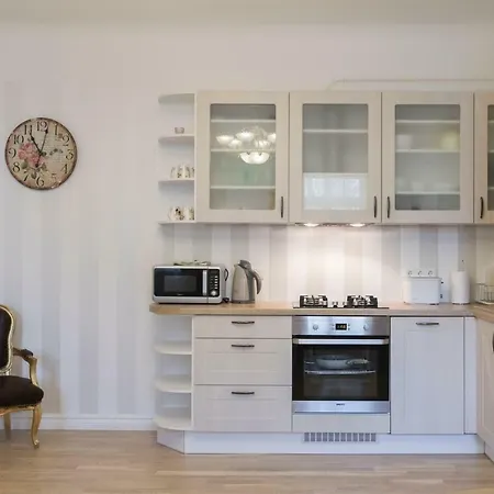 Apartment Allika *